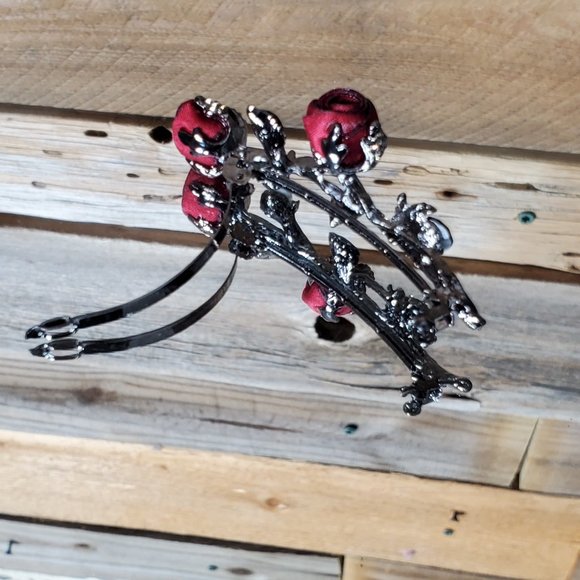 Deep Red Petite Silk Roses Hair Barrette - Hair Clip with Pearl & Garnet Crystal - Picture 7 of 9